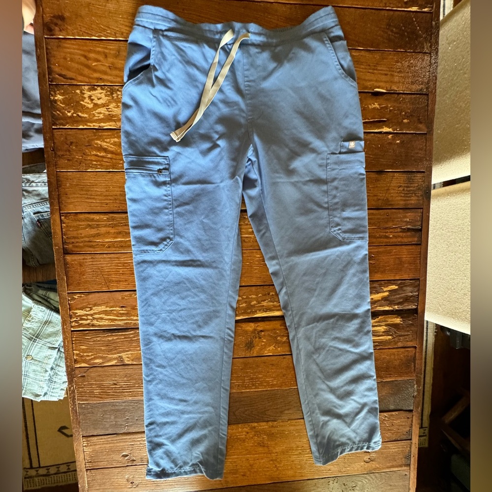 FIGS Scrub Pants